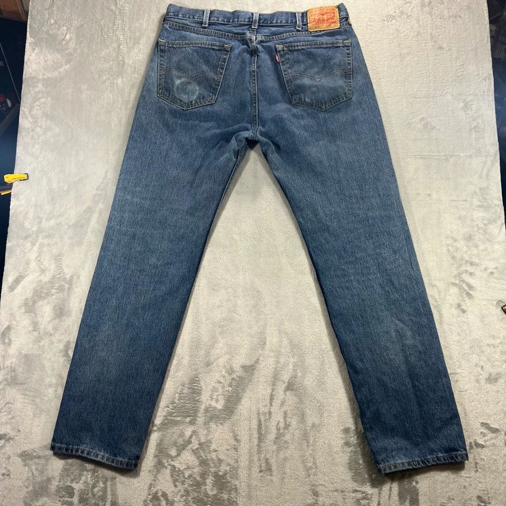 Levis normal wear